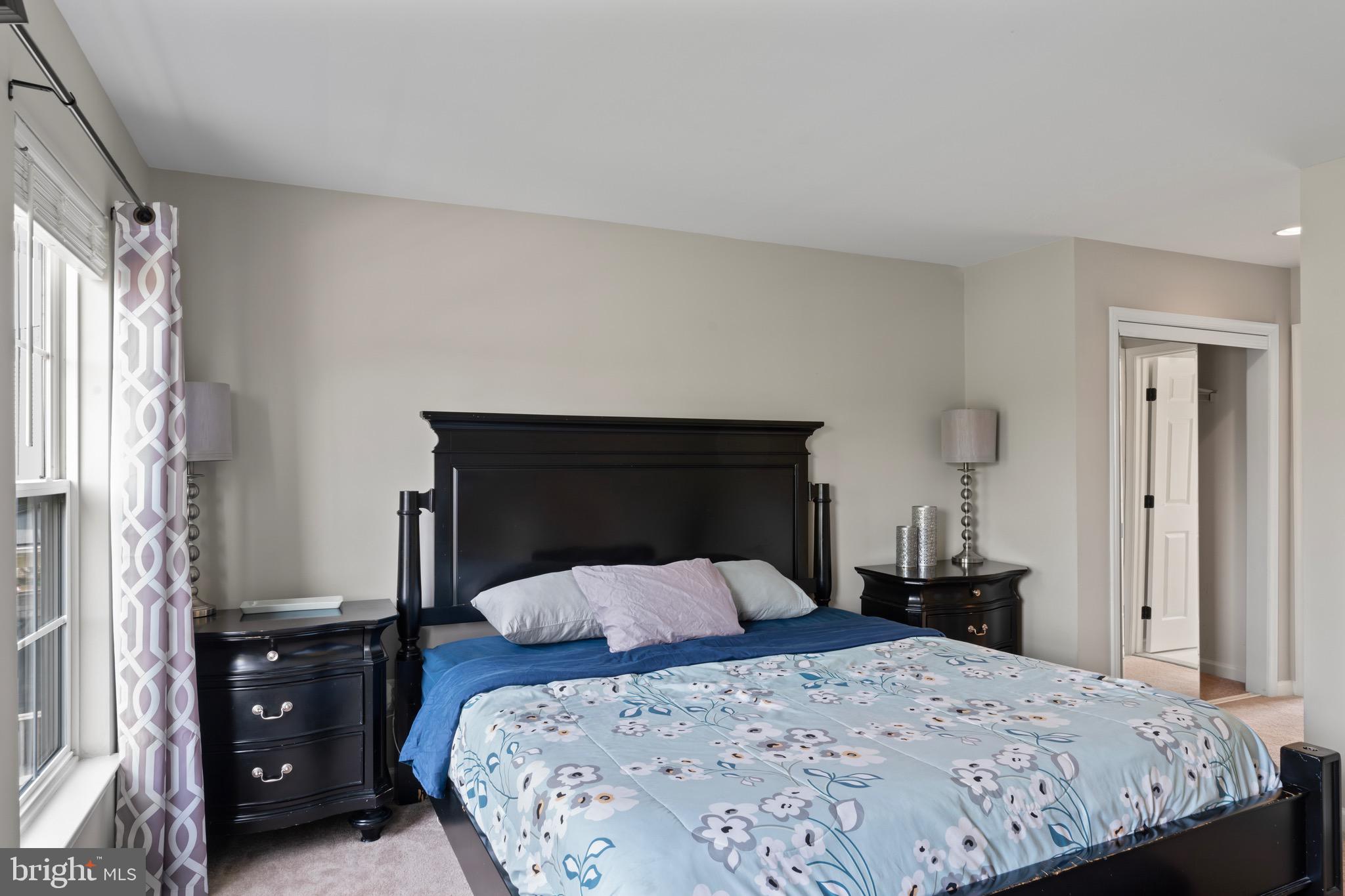 KINGSRIDGE ESTATES - Residential