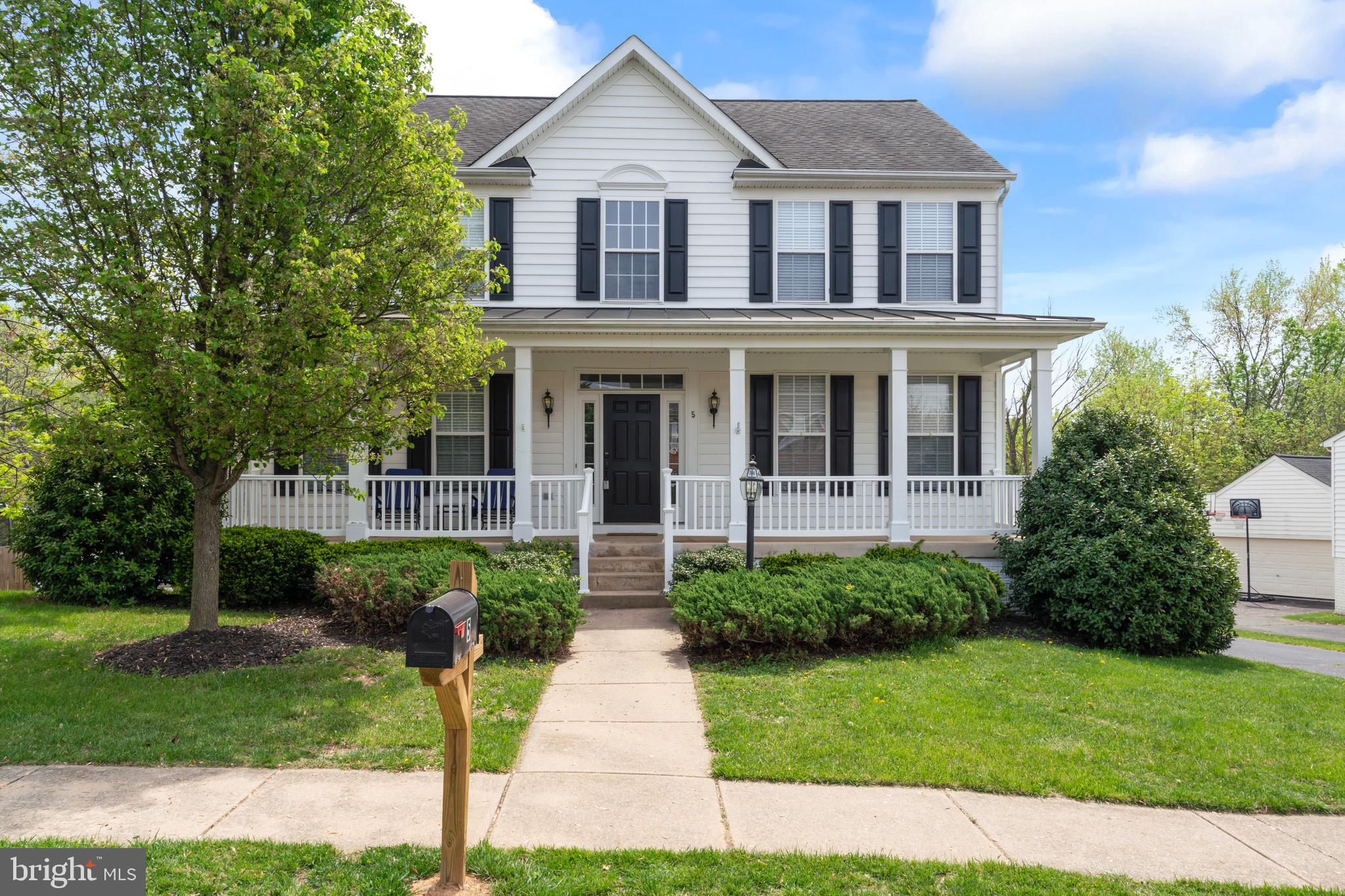 KINGSRIDGE ESTATES - Residential