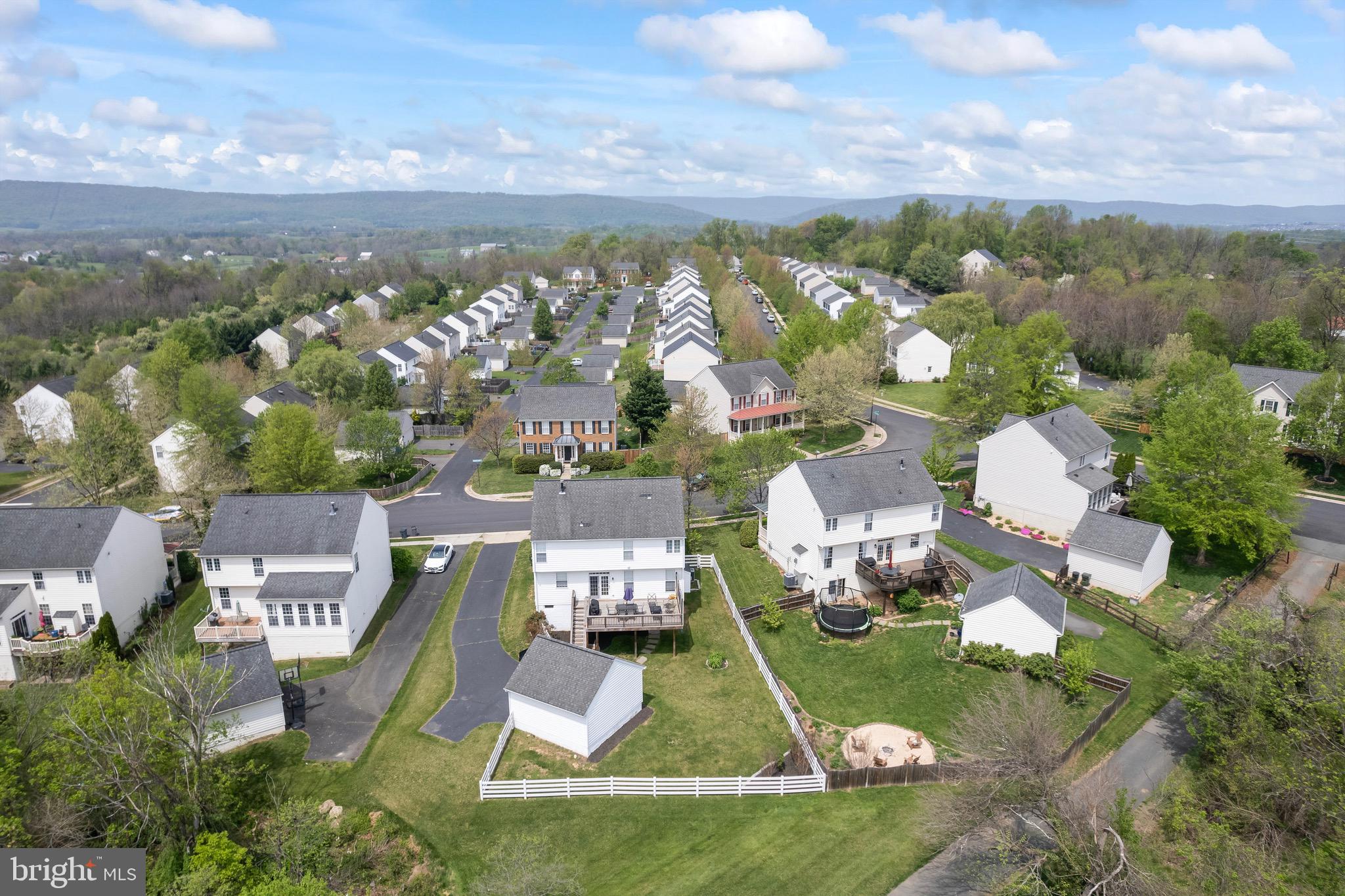 KINGSRIDGE ESTATES - Residential