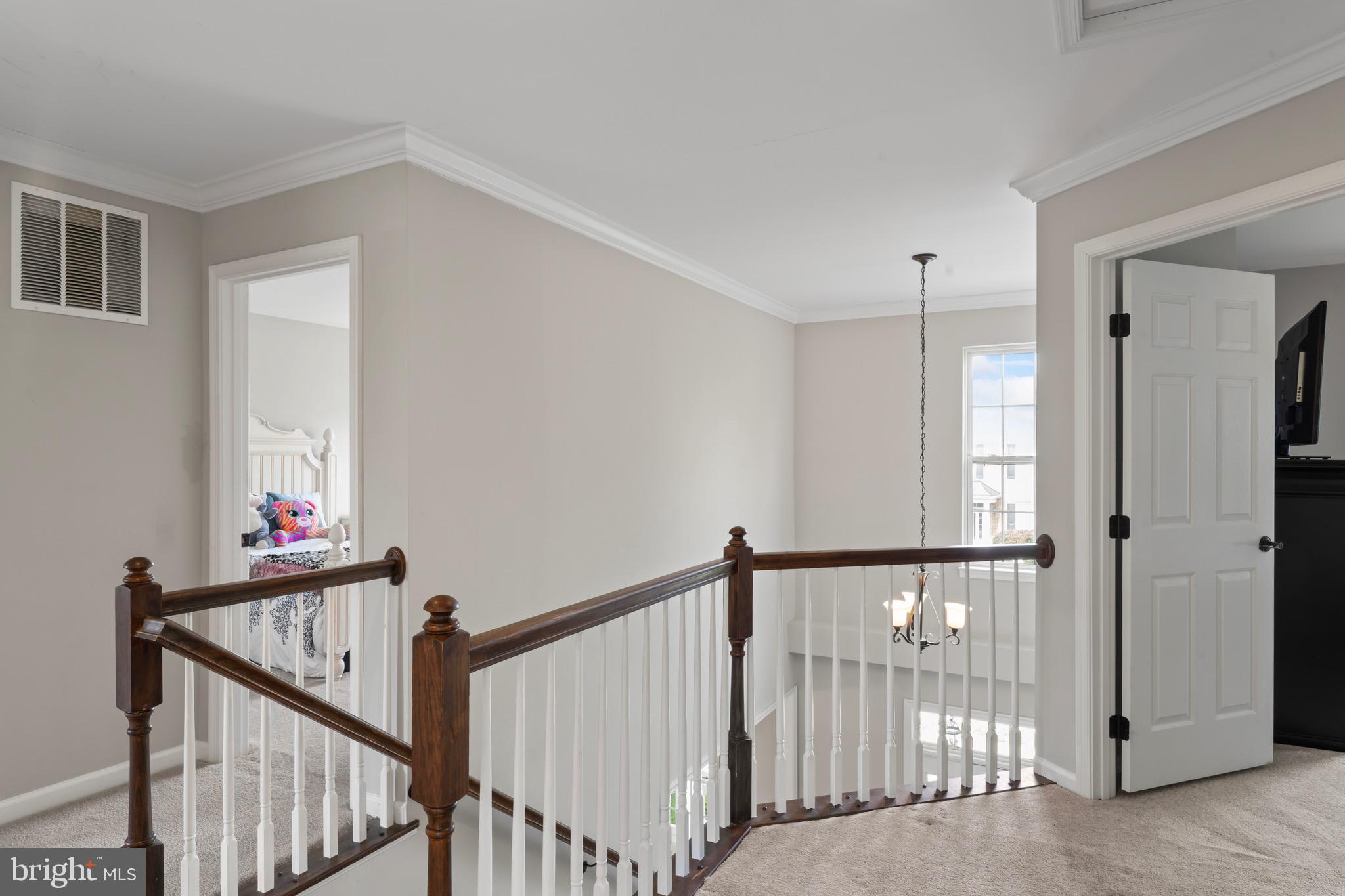 KINGSRIDGE ESTATES - Residential