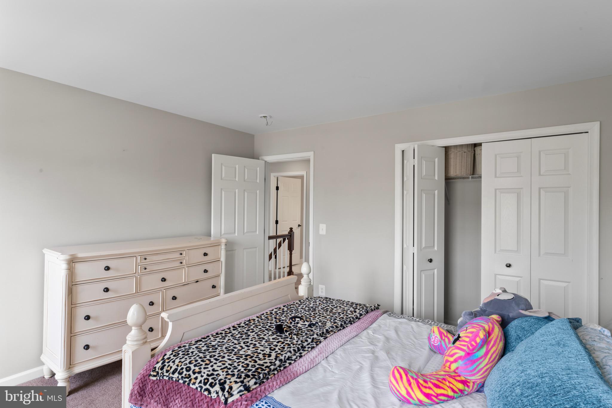 KINGSRIDGE ESTATES - Residential