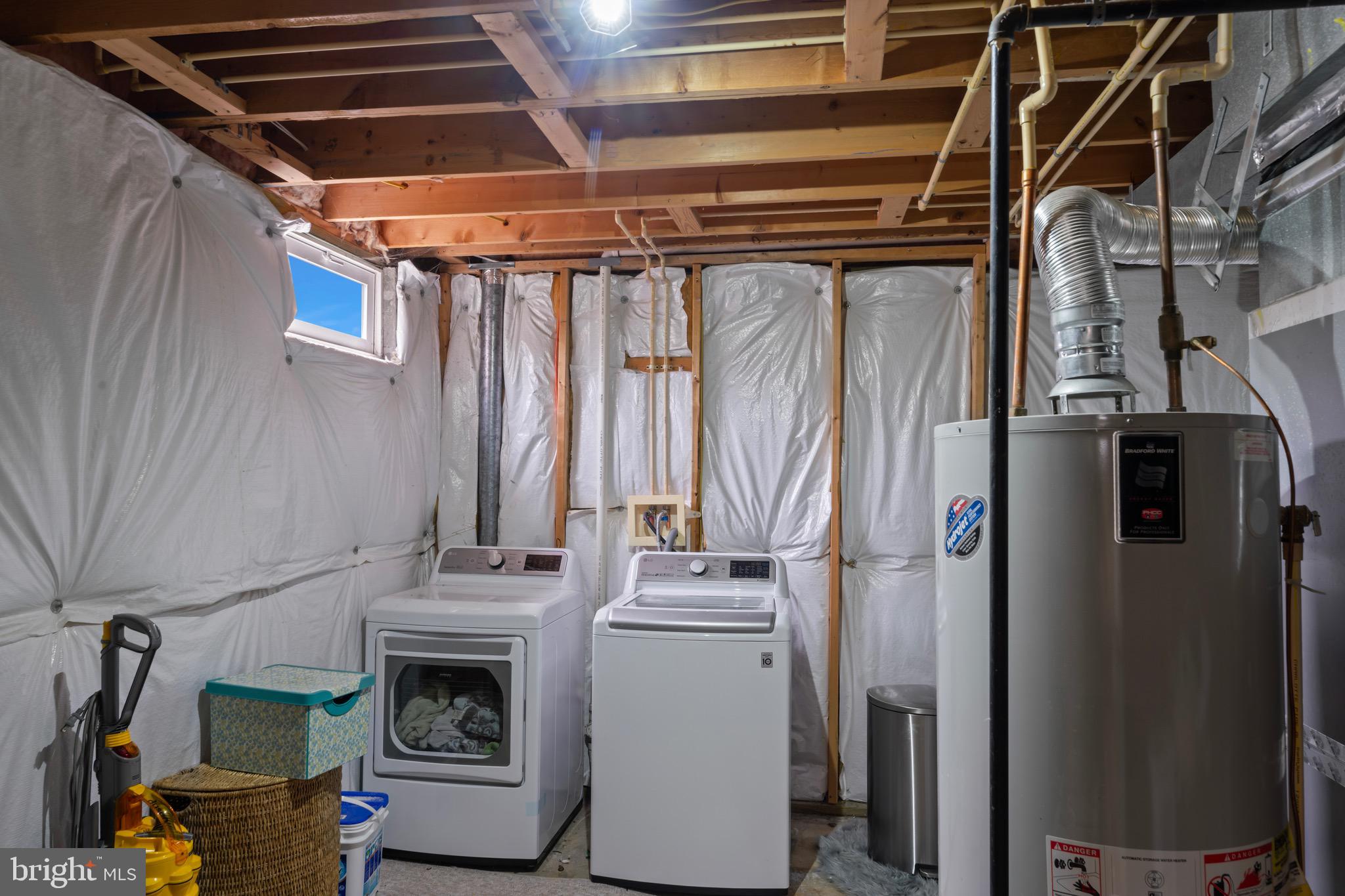 KINGSRIDGE ESTATES - Residential