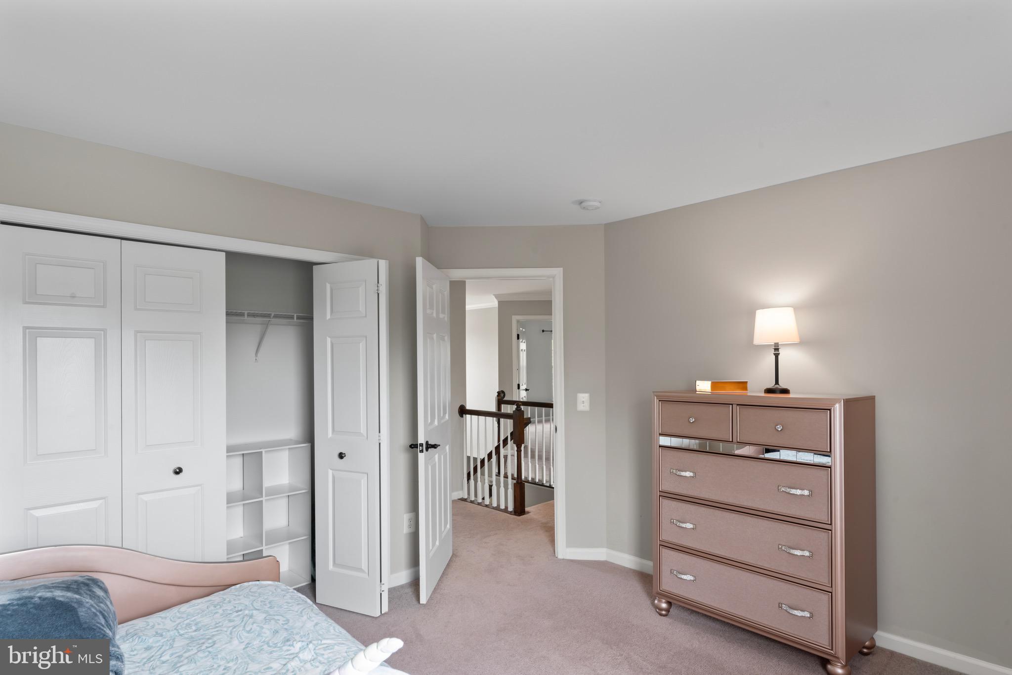 KINGSRIDGE ESTATES - Residential