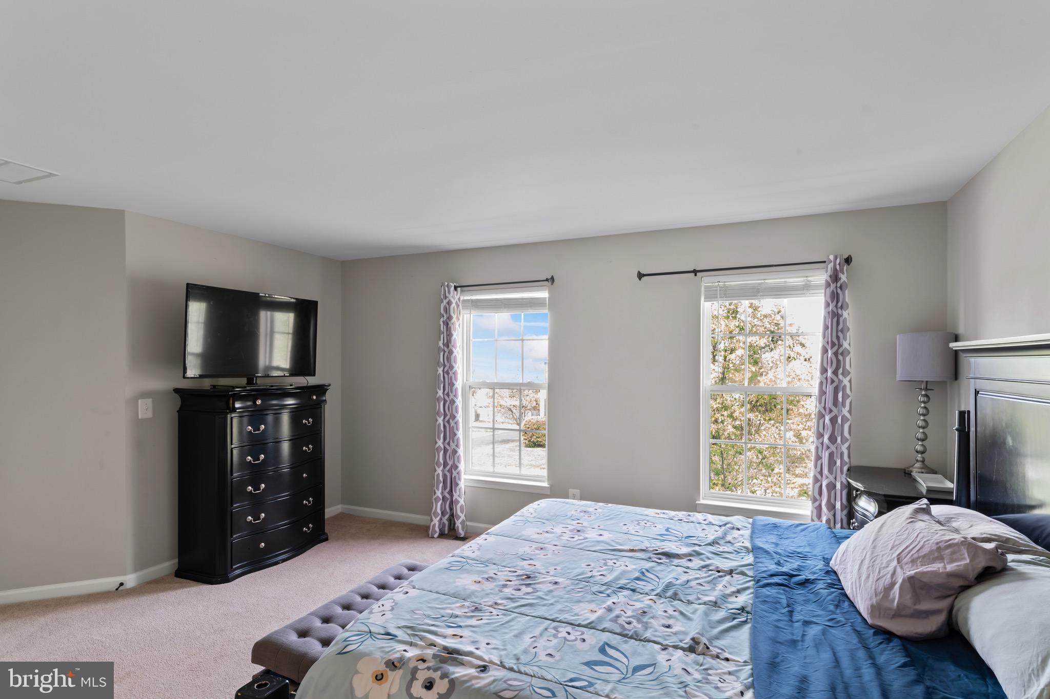 KINGSRIDGE ESTATES - Residential