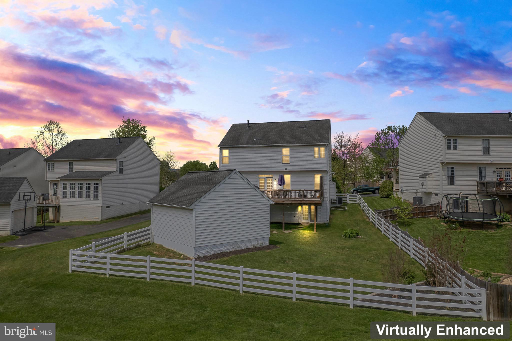 KINGSRIDGE ESTATES - Residential