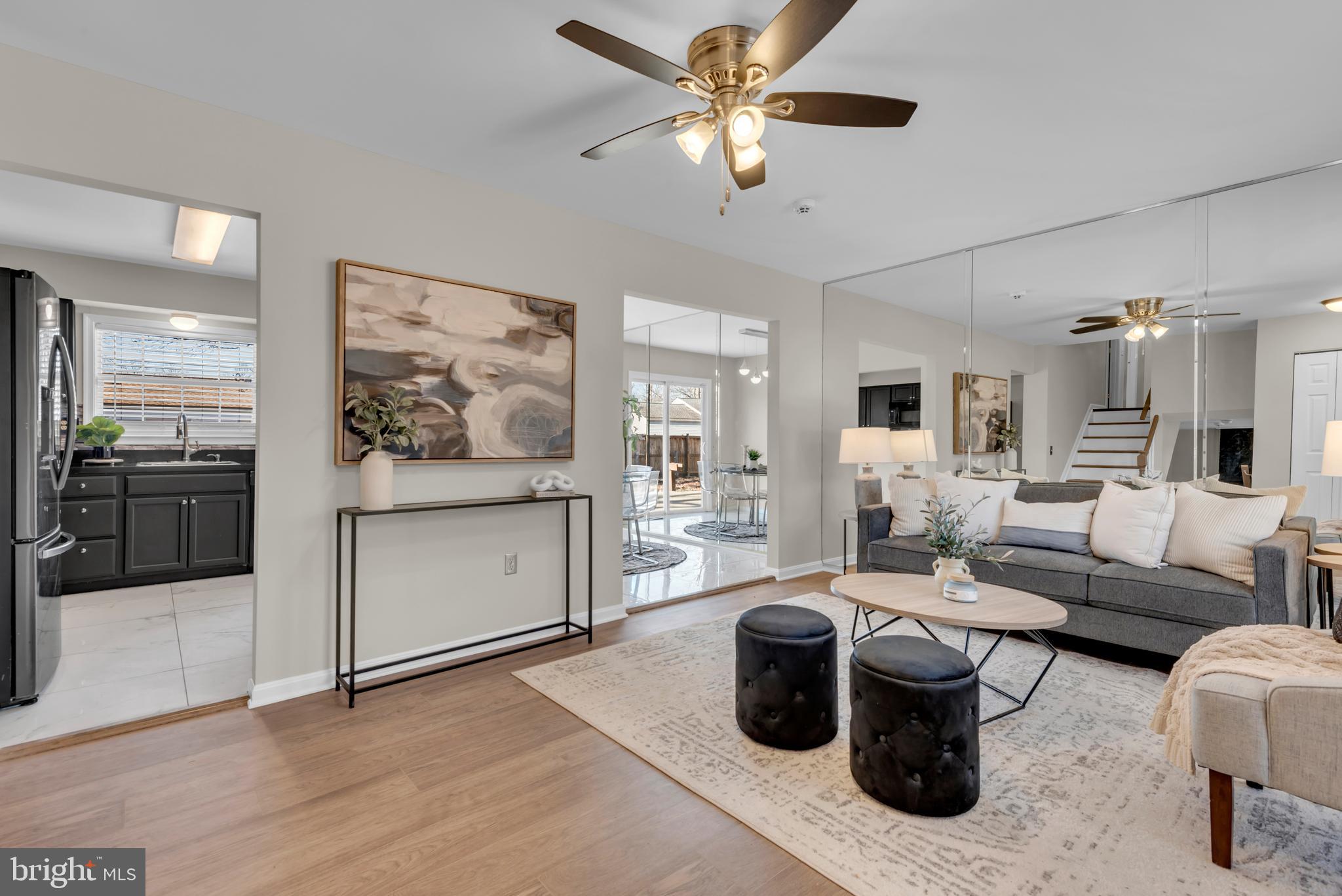 2012 ENGLISH OAK COURT