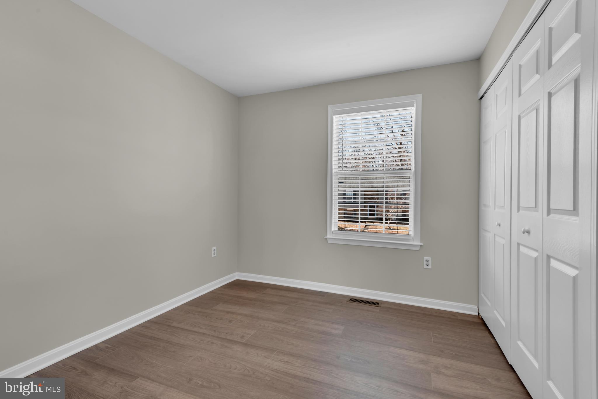 WHITE OAK VILLAGE SUB - Residential