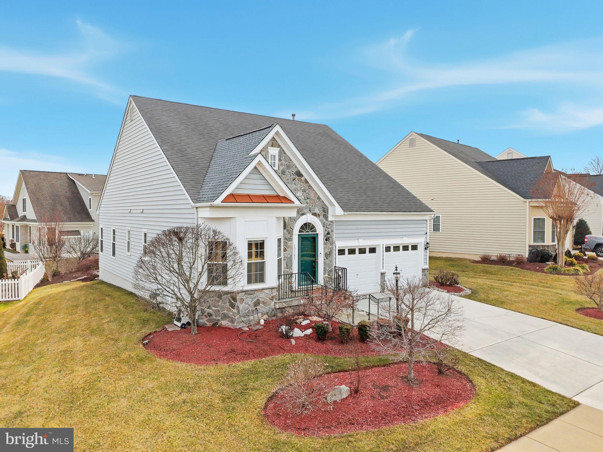 13141 TRIPLE CROWN LOOP