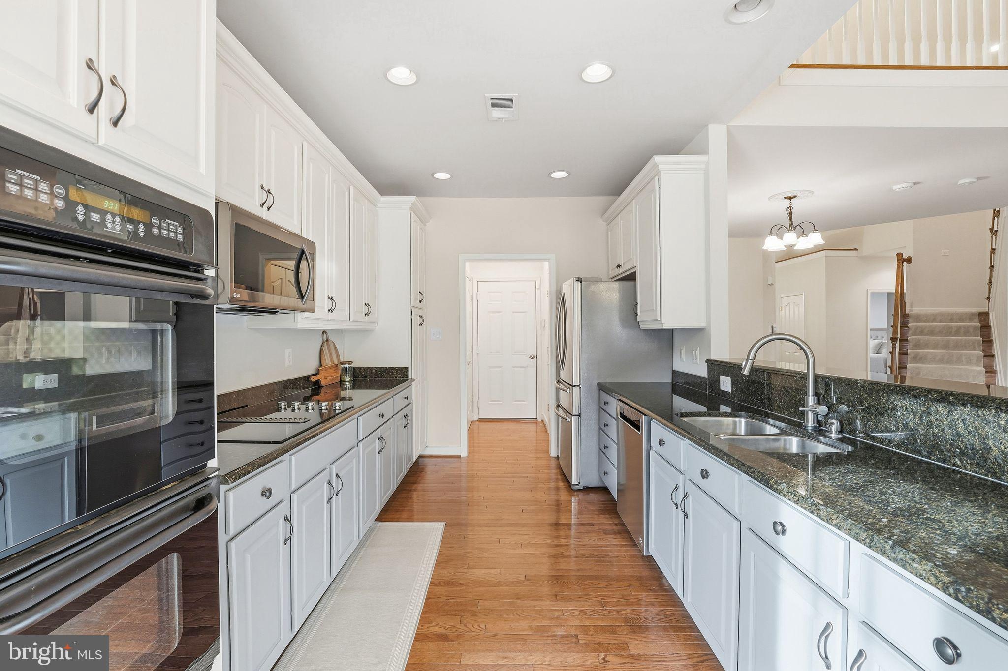 HERITAGE HUNT - Residential