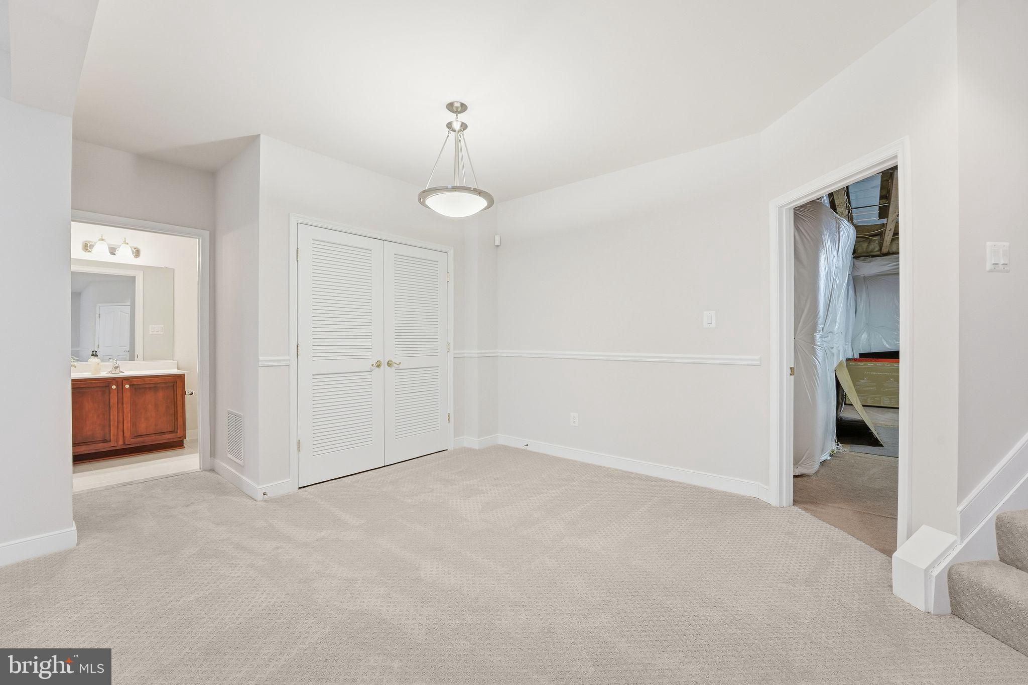 HERITAGE HUNT - Residential