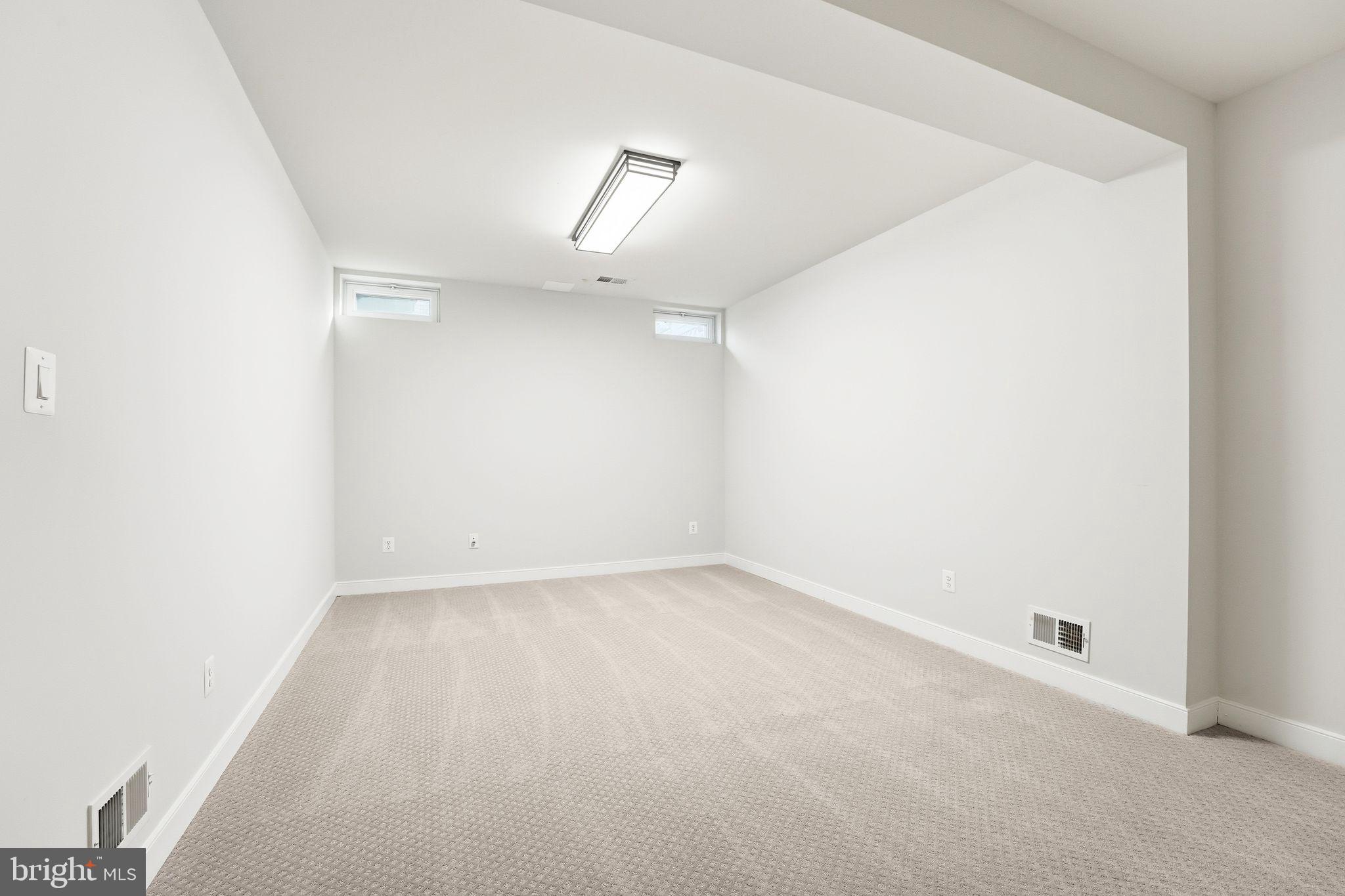 HERITAGE HUNT - Residential