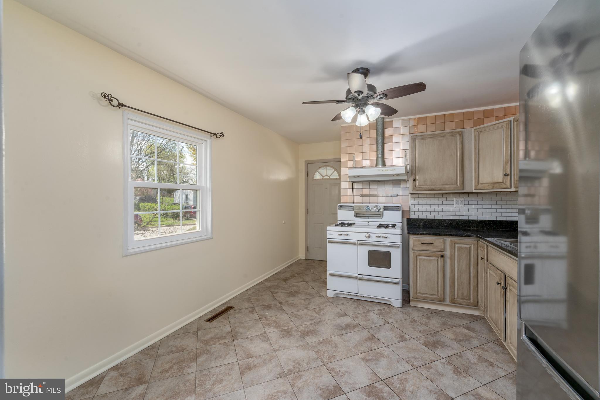 ACADEMY ACRES - Residential