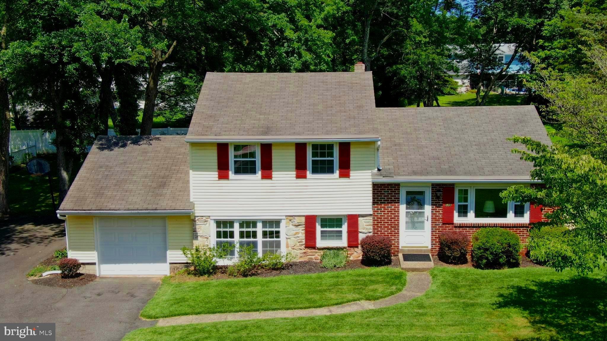 535 MEADOW ROAD