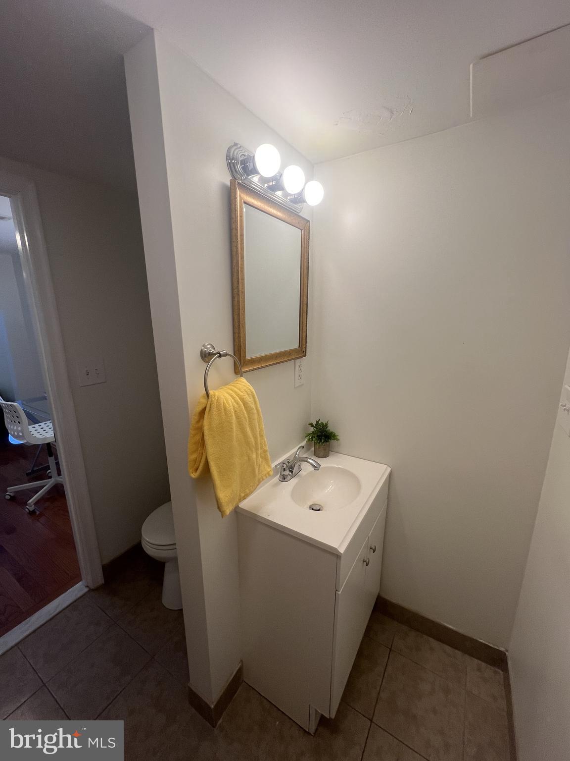 DEALE - Residential Lease