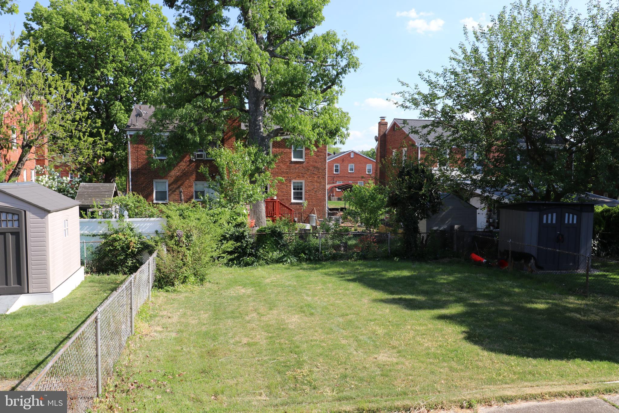 TEMPLE HILLS - Residential