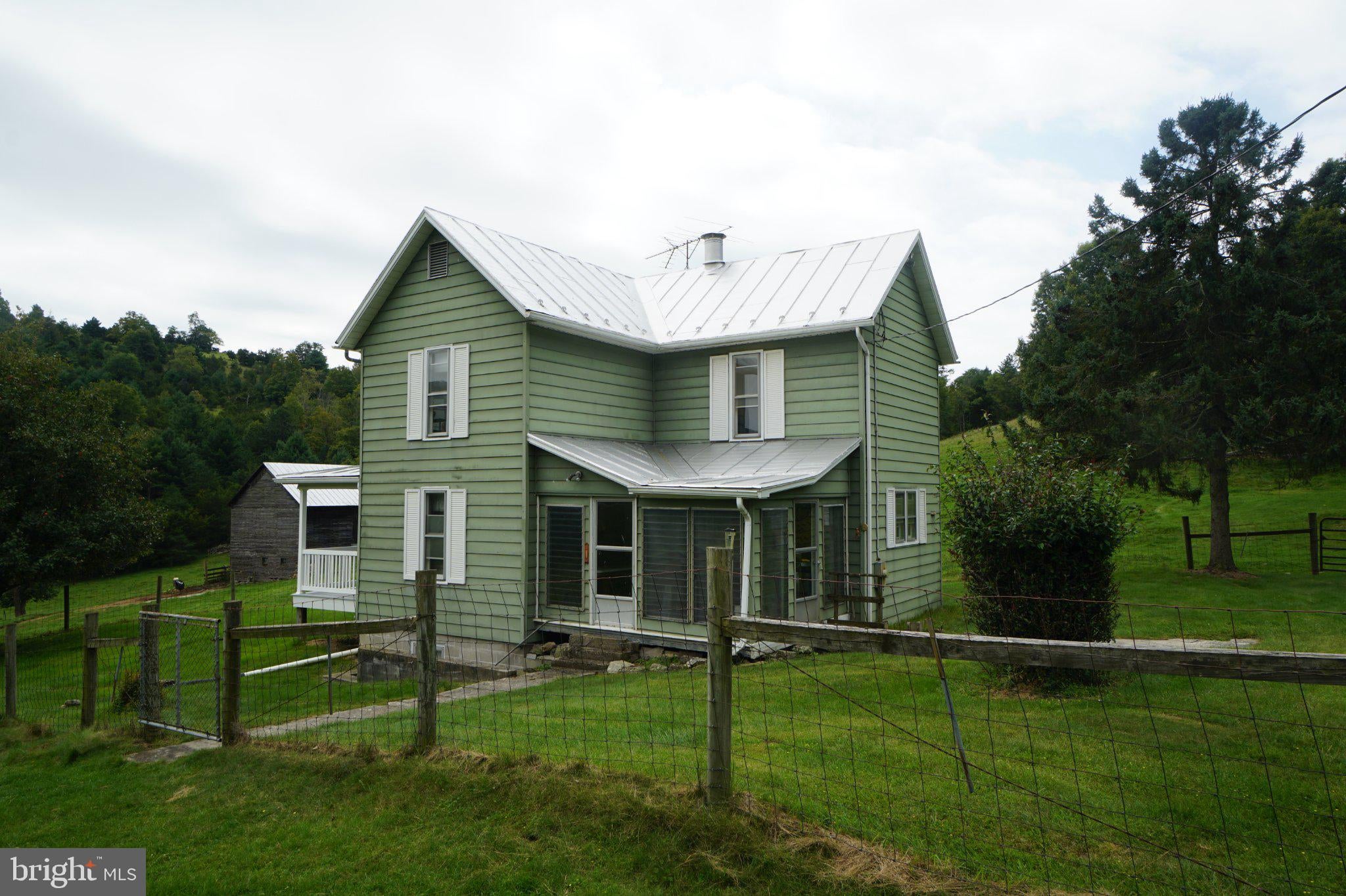 242 NEWMAN LANE