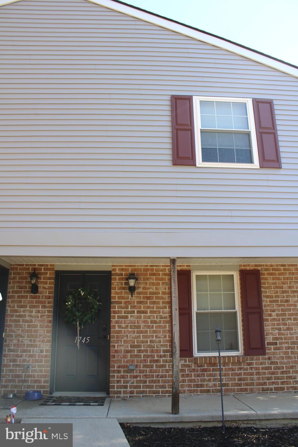 PARKSIDE TOWNHOMES - Residential