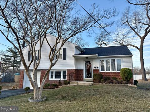 41 E 11TH AVENUE PINE HILL NJ 08021