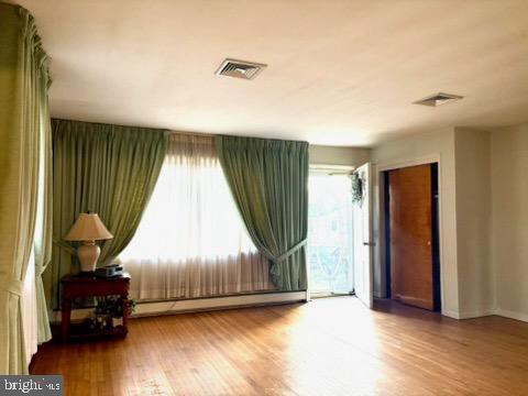 41 E 11TH AVENUE