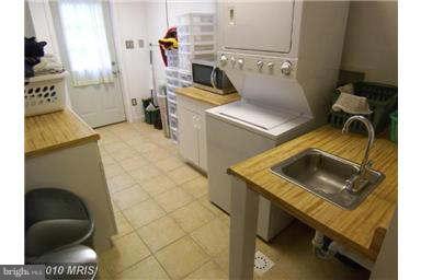 SULGRAVE MANOR - Residential Lease