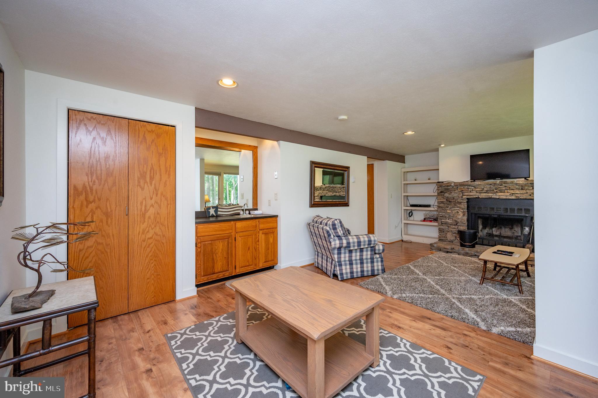 ARROWHEAD - Residential