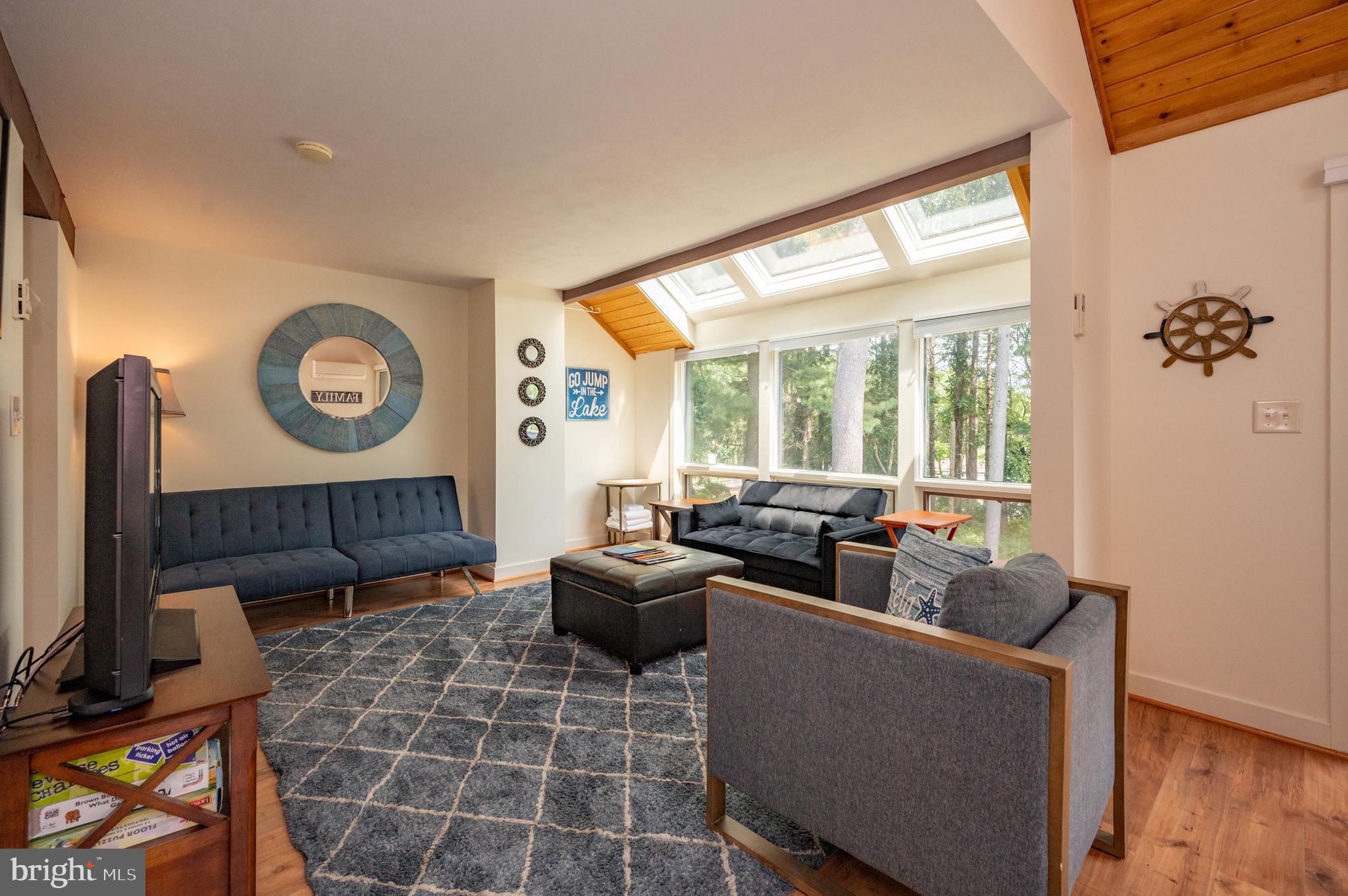 ARROWHEAD - Residential