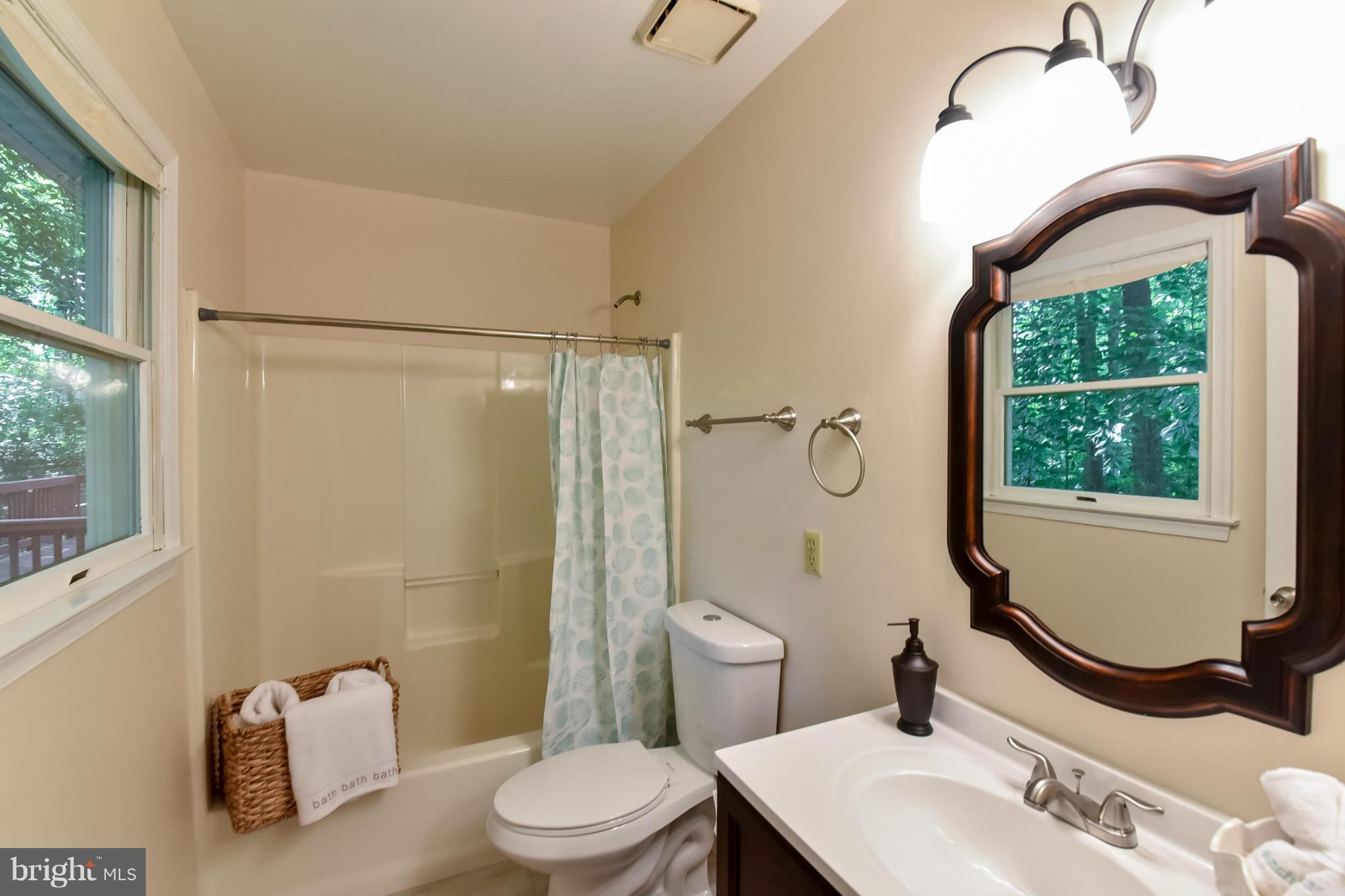 LAKE OF THE WOODS - Residential