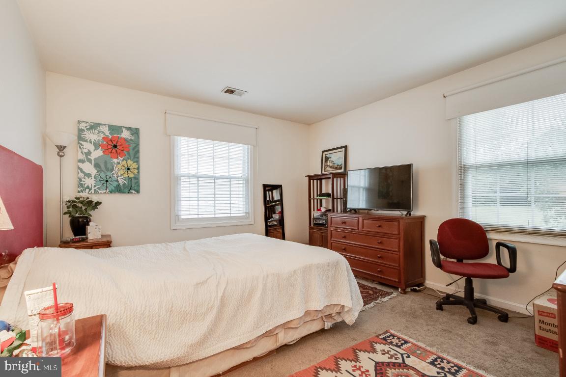 CARDINAL FOREST - Residential Lease