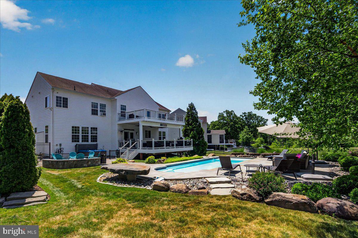 RESERVOIR RIDGE - Residential