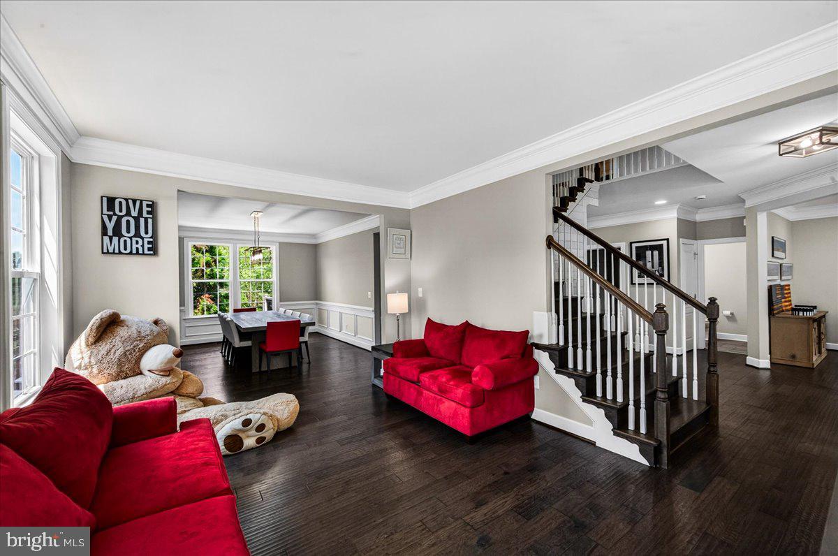 RESERVOIR RIDGE - Residential