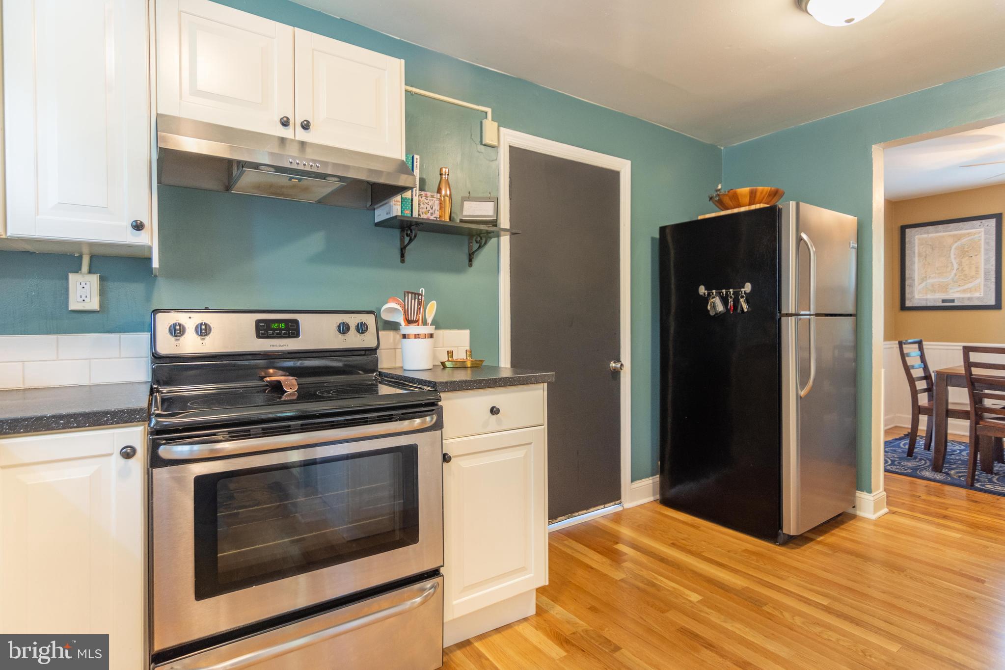 COLONY HILLS - Residential Lease