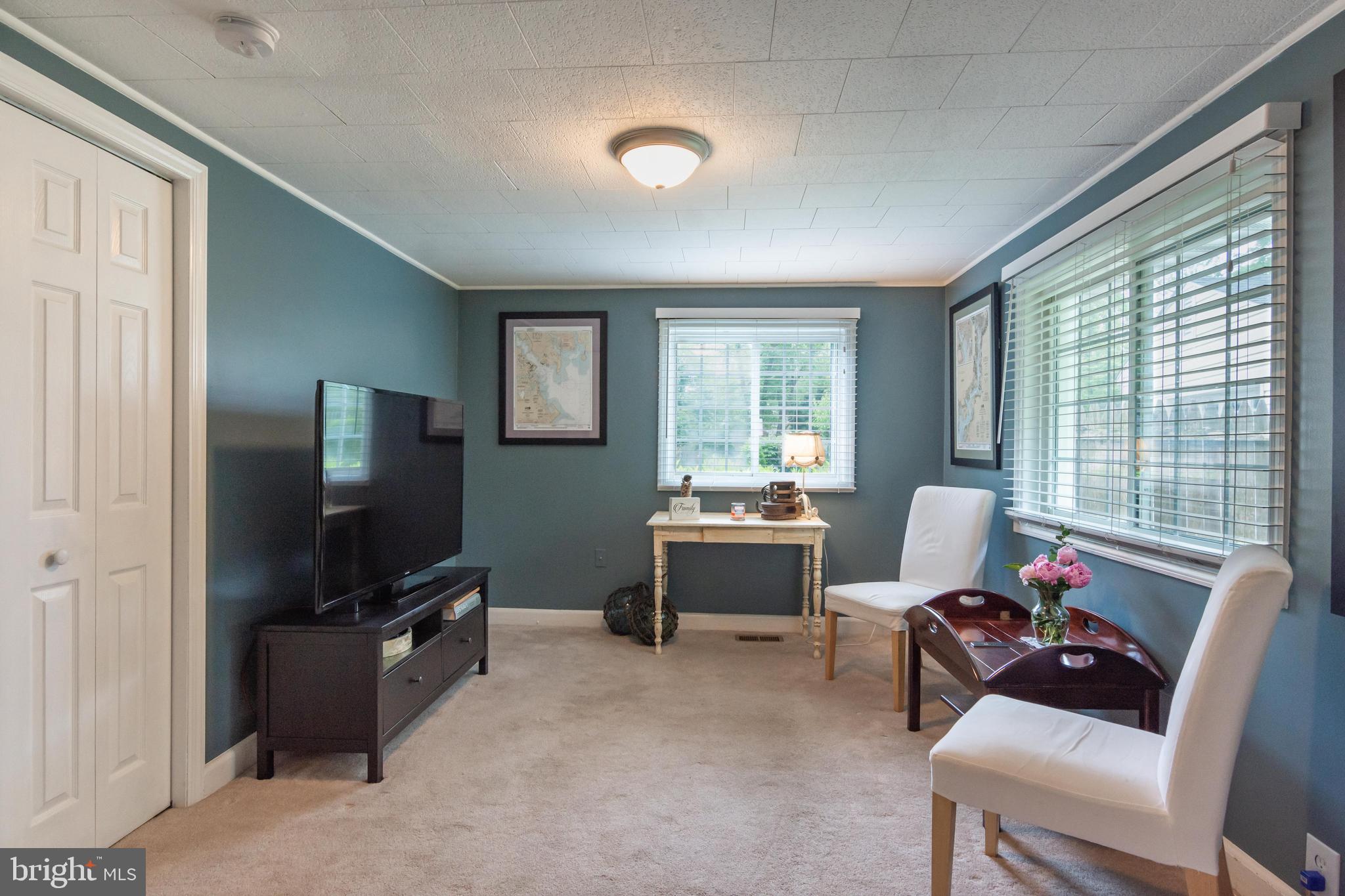 COLONY HILLS - Residential Lease