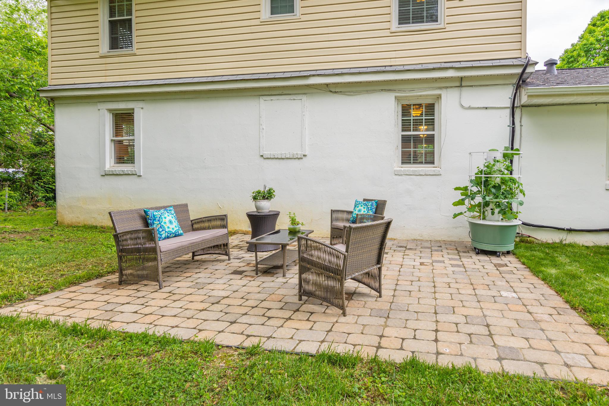 COLONY HILLS - Residential Lease