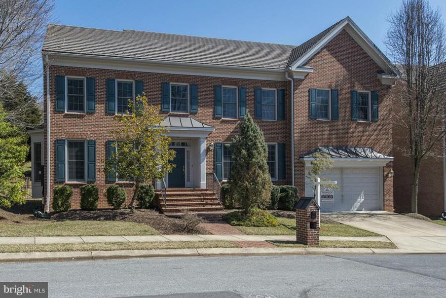 Better than new describes this stately River Falls colonial with almost 4,100 sq. ft. on 2 levels. The open floor plan is perfect for today's lifestyle! The upper level has 4-5 bedrooms including a large master suite with sitting room and laundry on bedroom level. Close to Great Falls Park & easy commute to DC, Va. . Residents can take advantage by membership to swim & tennis club.