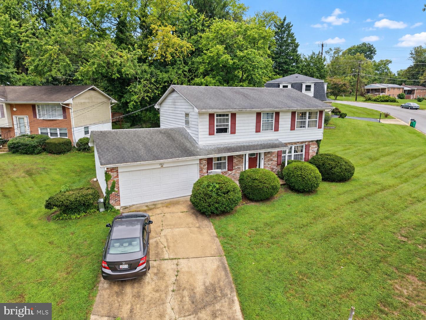 1901 CHALFONT COURT