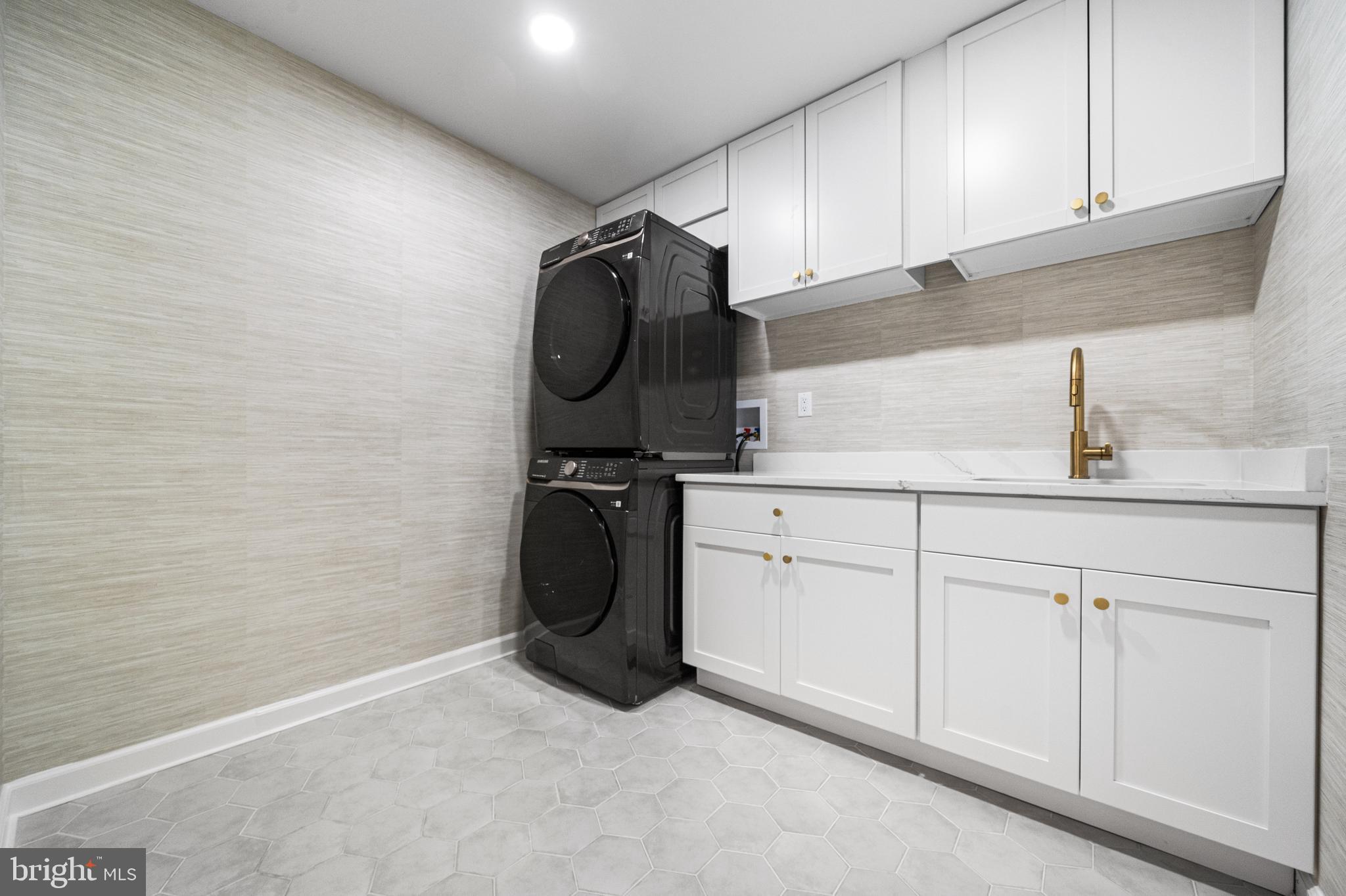 LITTLE ROCKY RUN - Residential