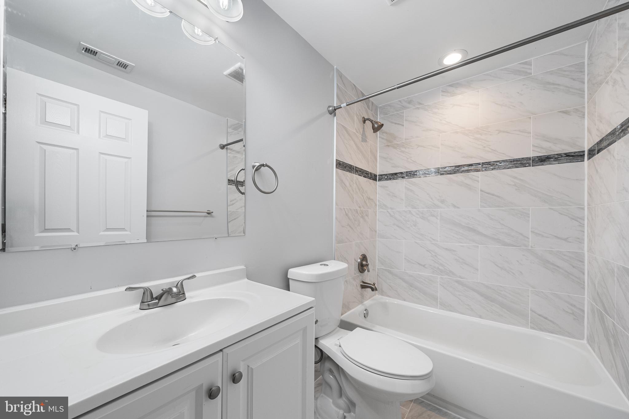 LITTLE ROCKY RUN - Residential