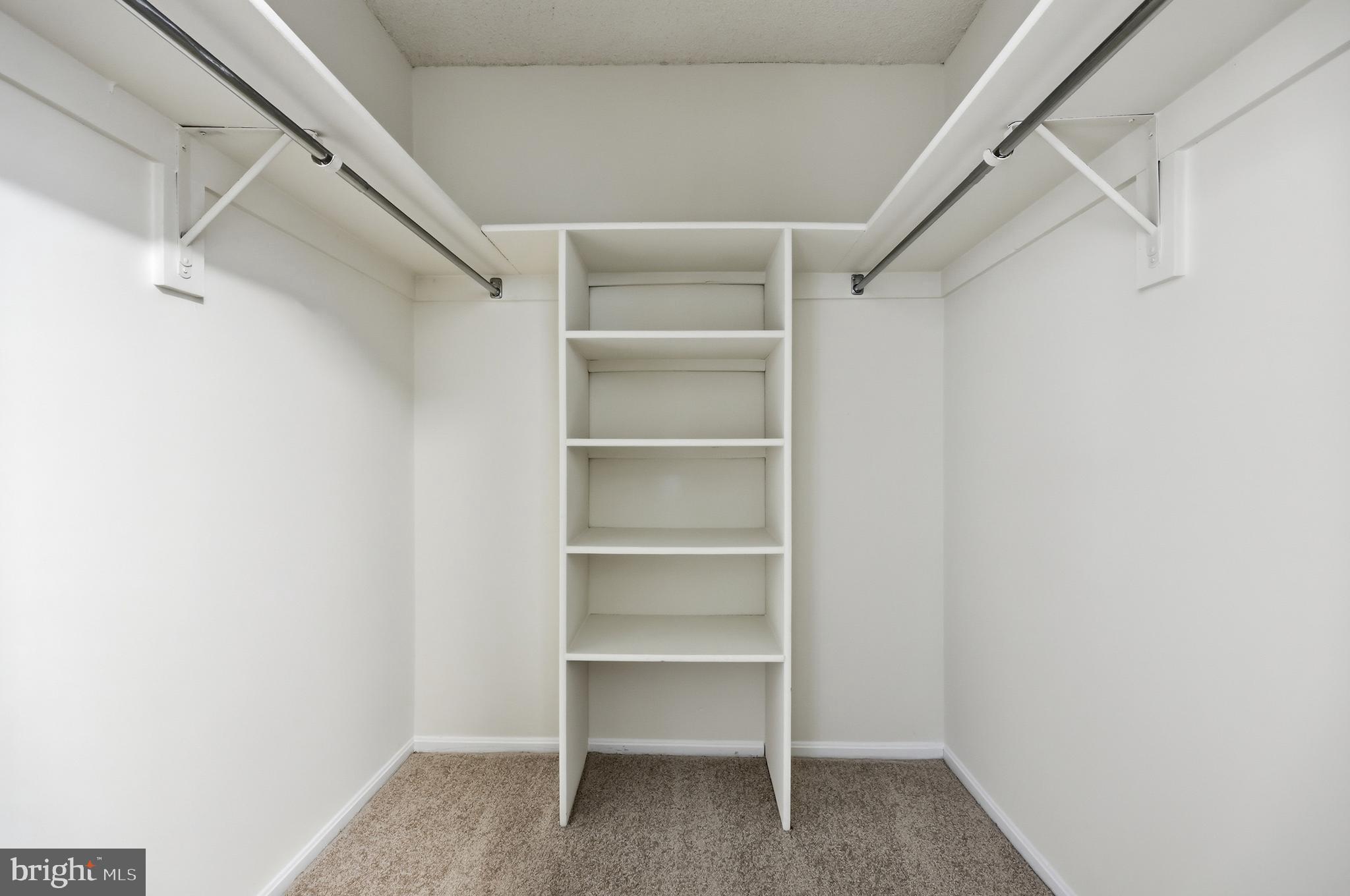 LEISURE WORLD - Residential