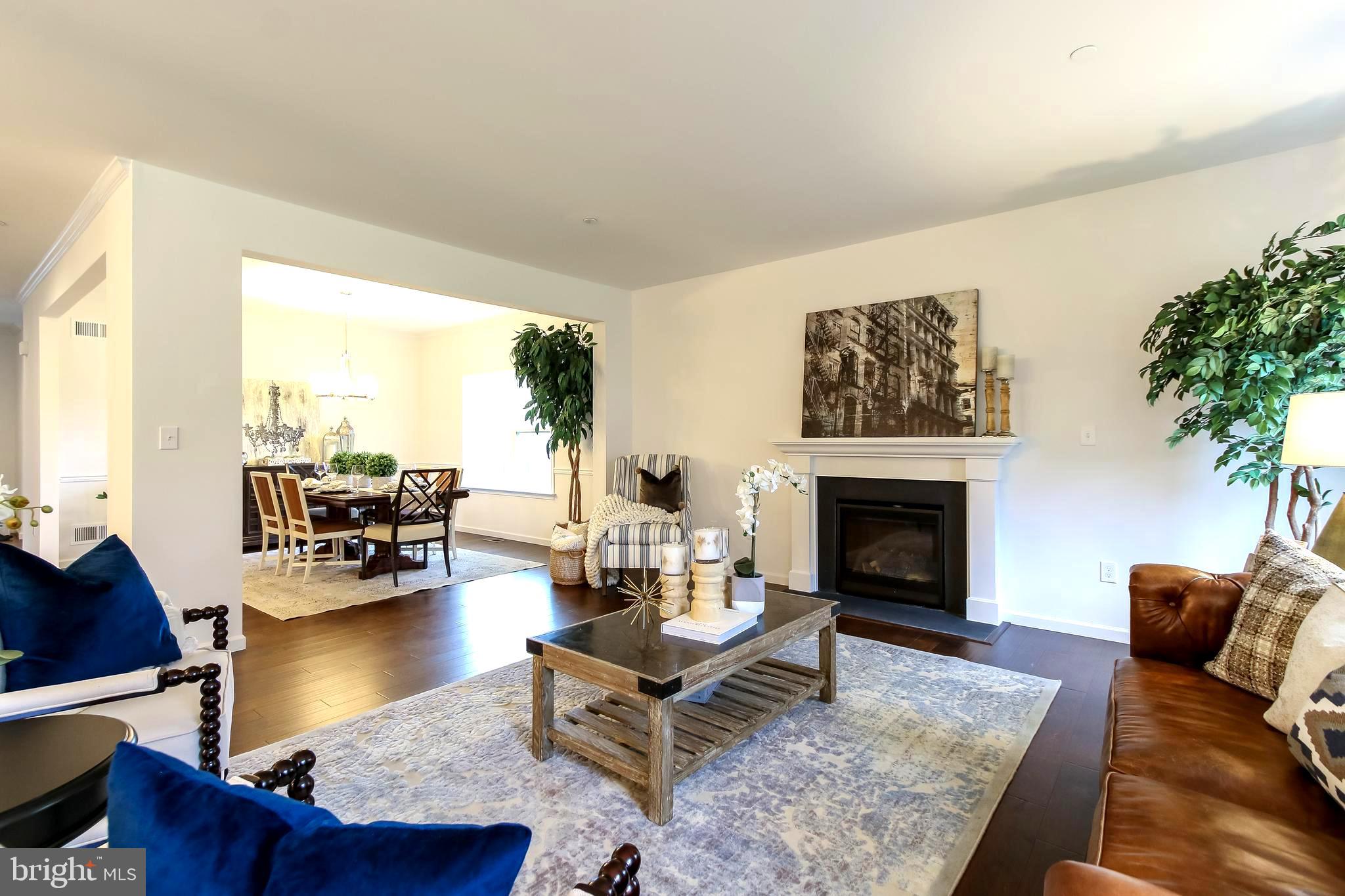 MCKENZIE MEADOWS - Residential