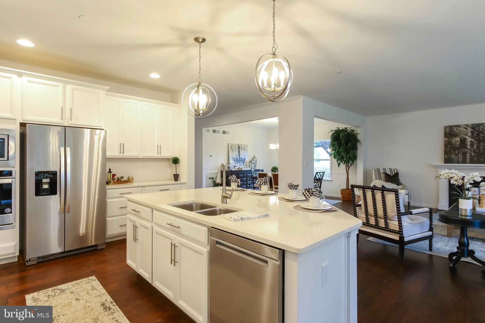 MCKENZIE MEADOWS - Residential