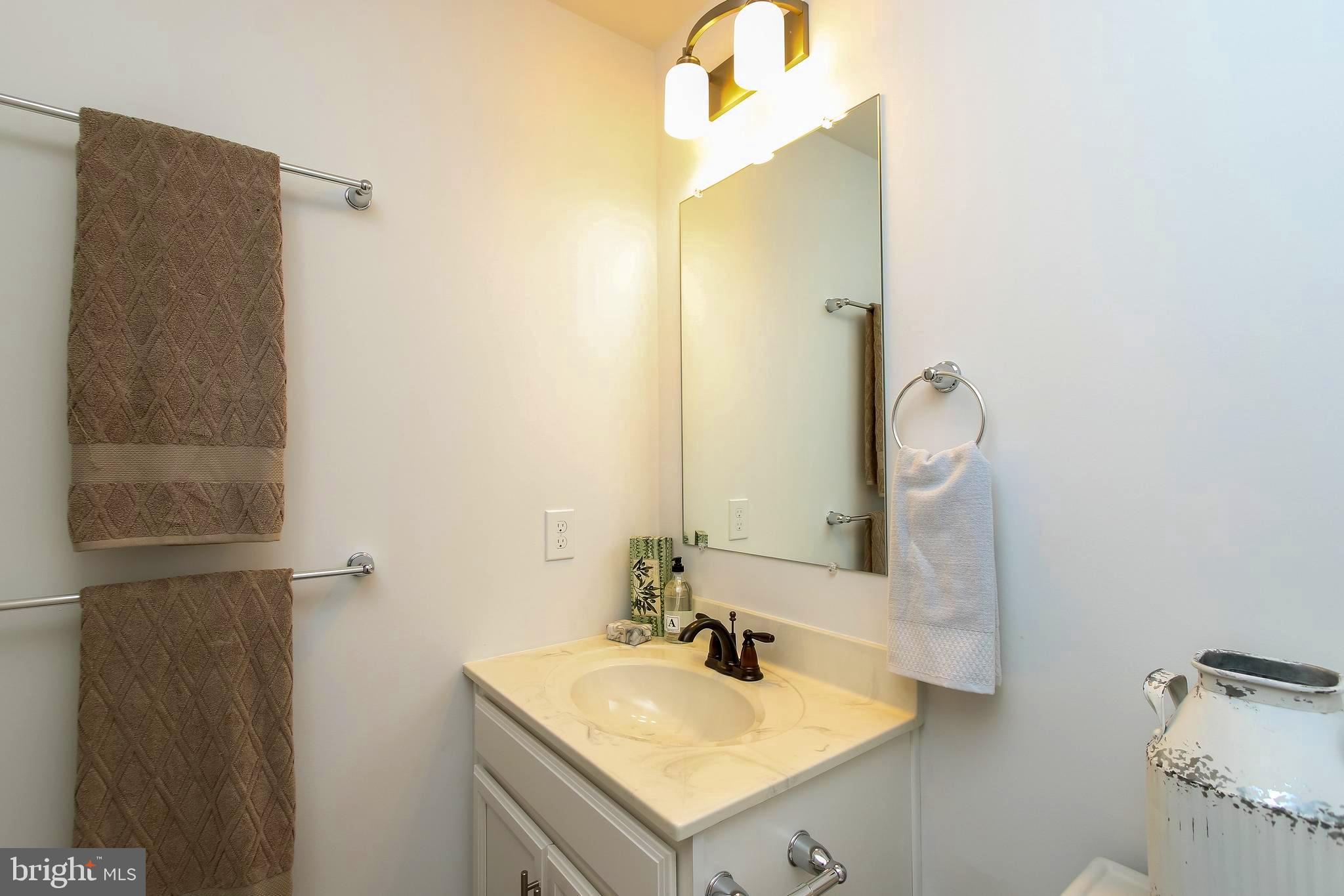 MCKENZIE MEADOWS - Residential