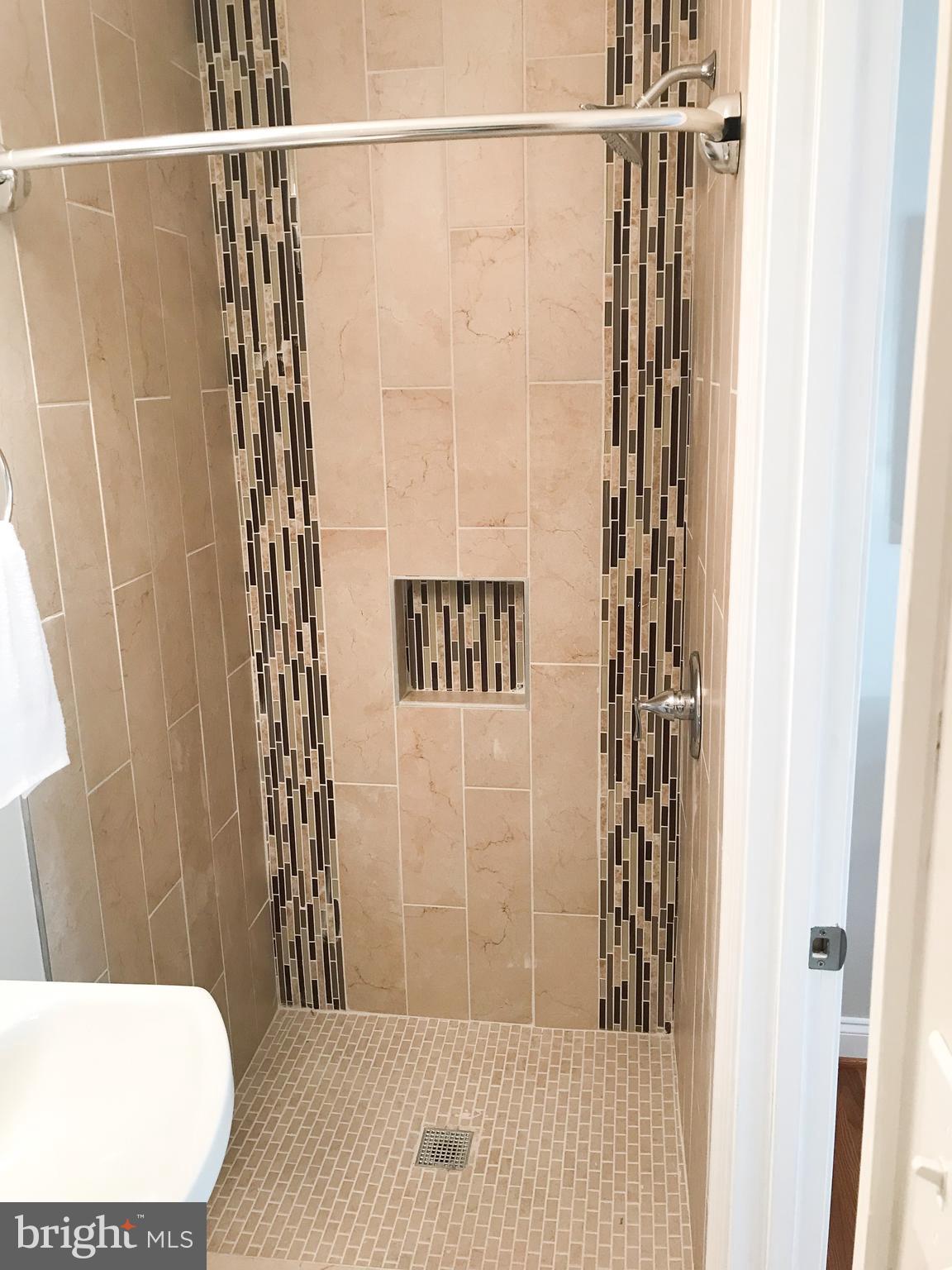 SANSBURY PARK - Residential