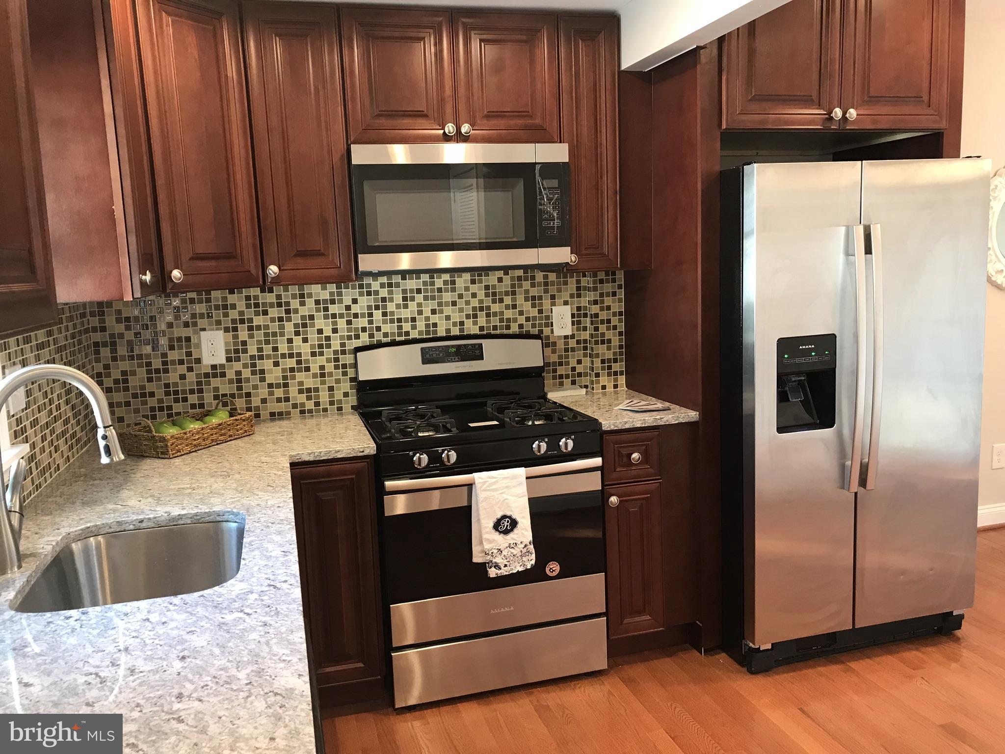 SANSBURY PARK - Residential