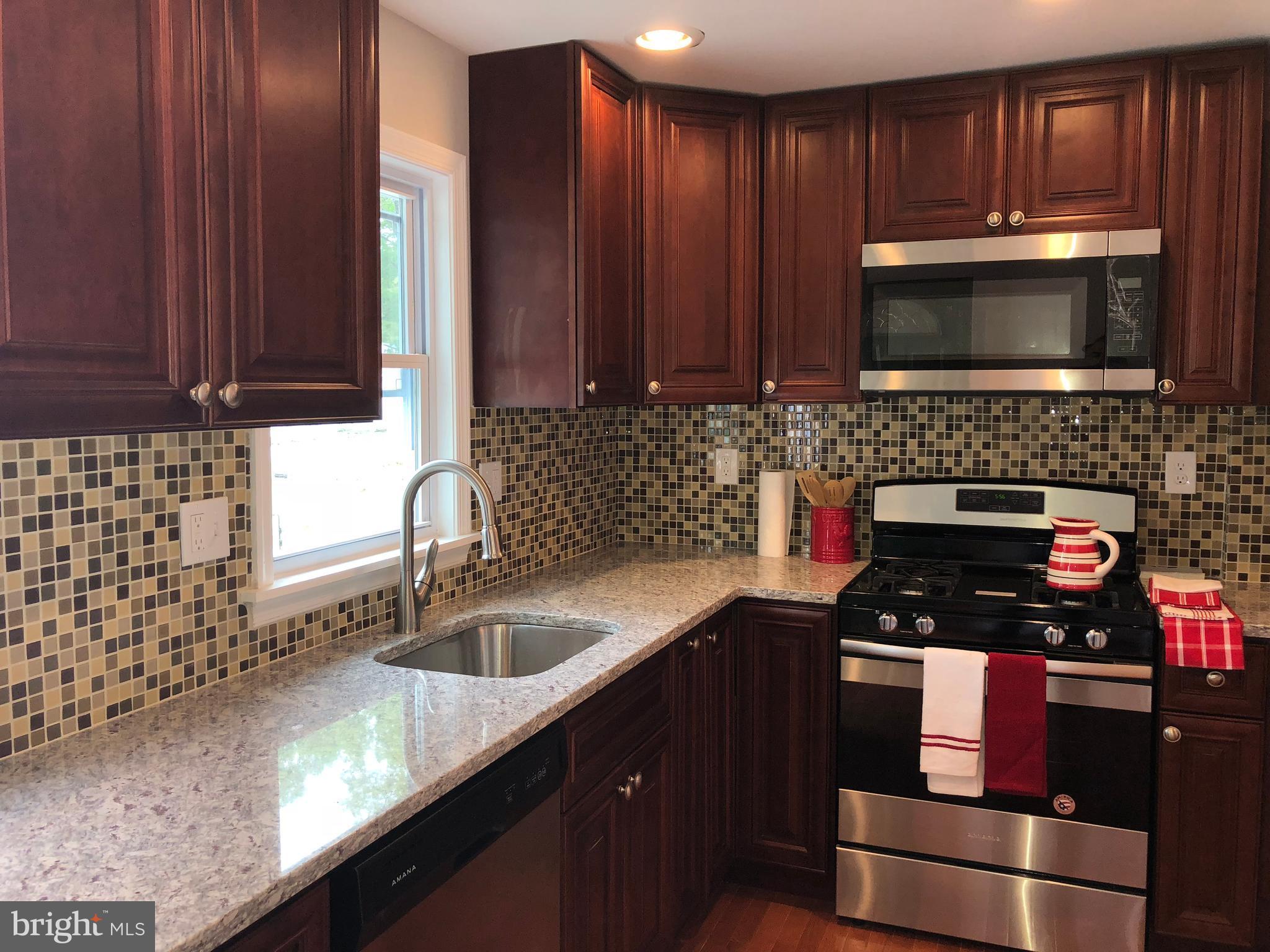 SANSBURY PARK - Residential