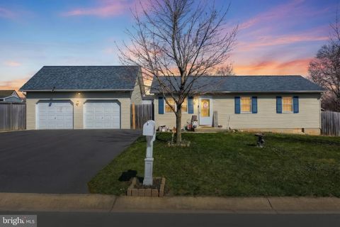 Homes For Sale - 3551 Ruffed Grouse Drive<br/> DOVER, PA 17315