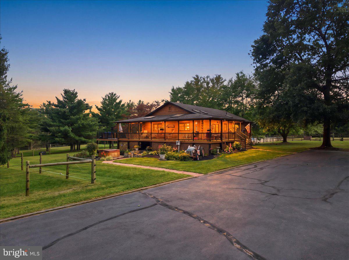 2053 MOUNTAIN VIEW DRIVE