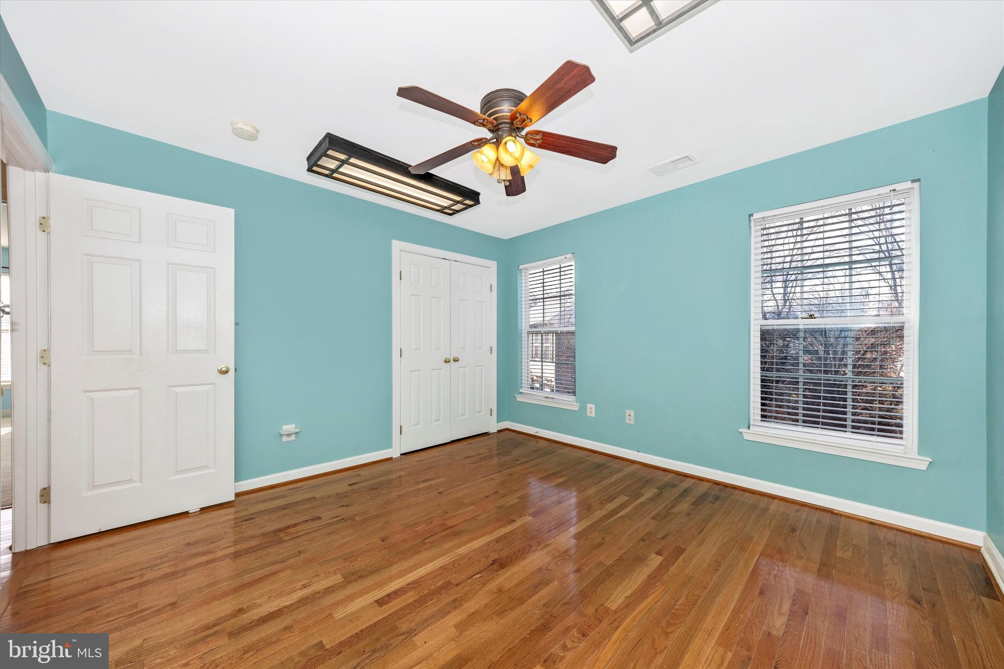 WASHINGTON TRAIL - Residential