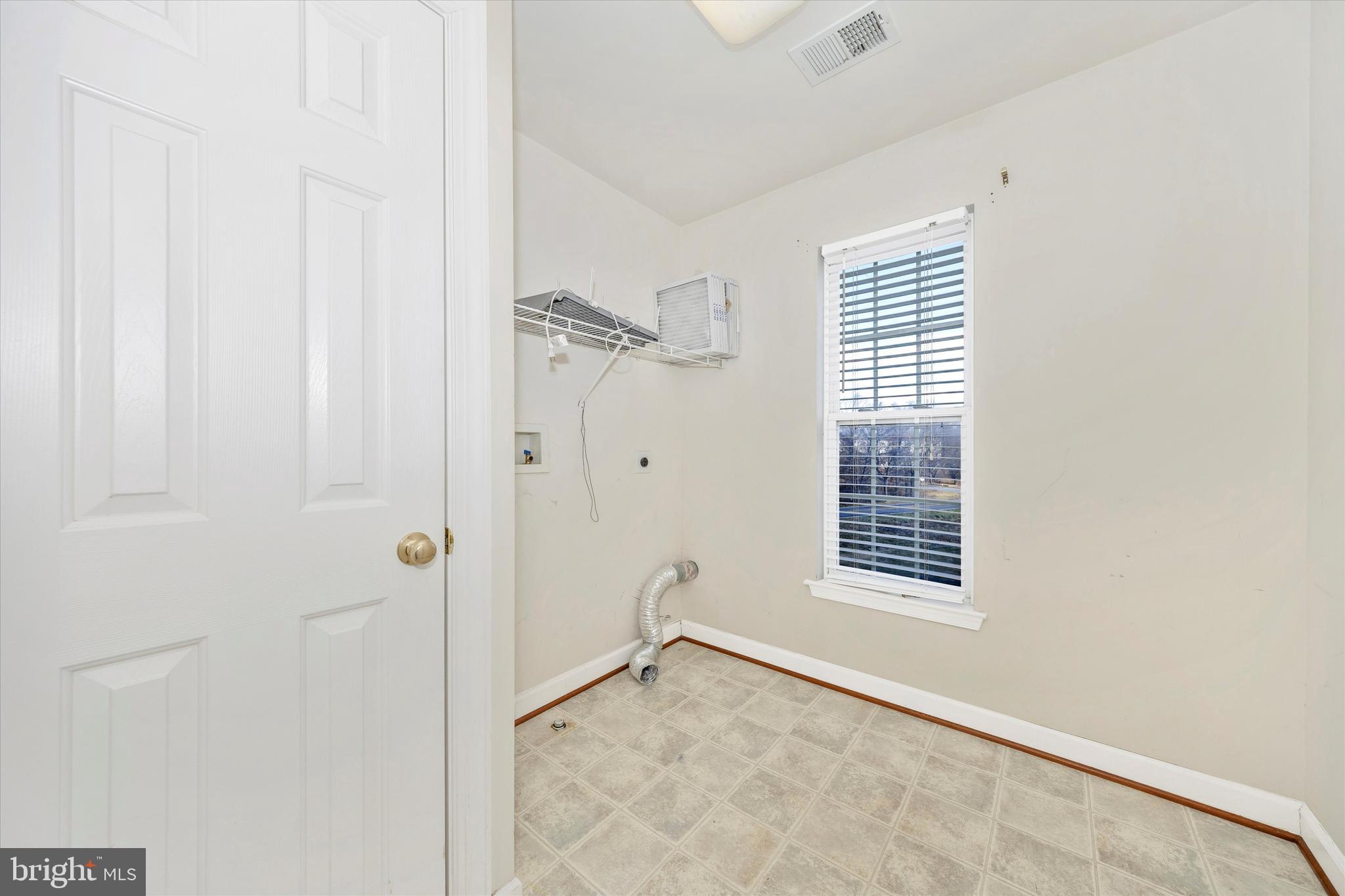 WASHINGTON TRAIL - Residential