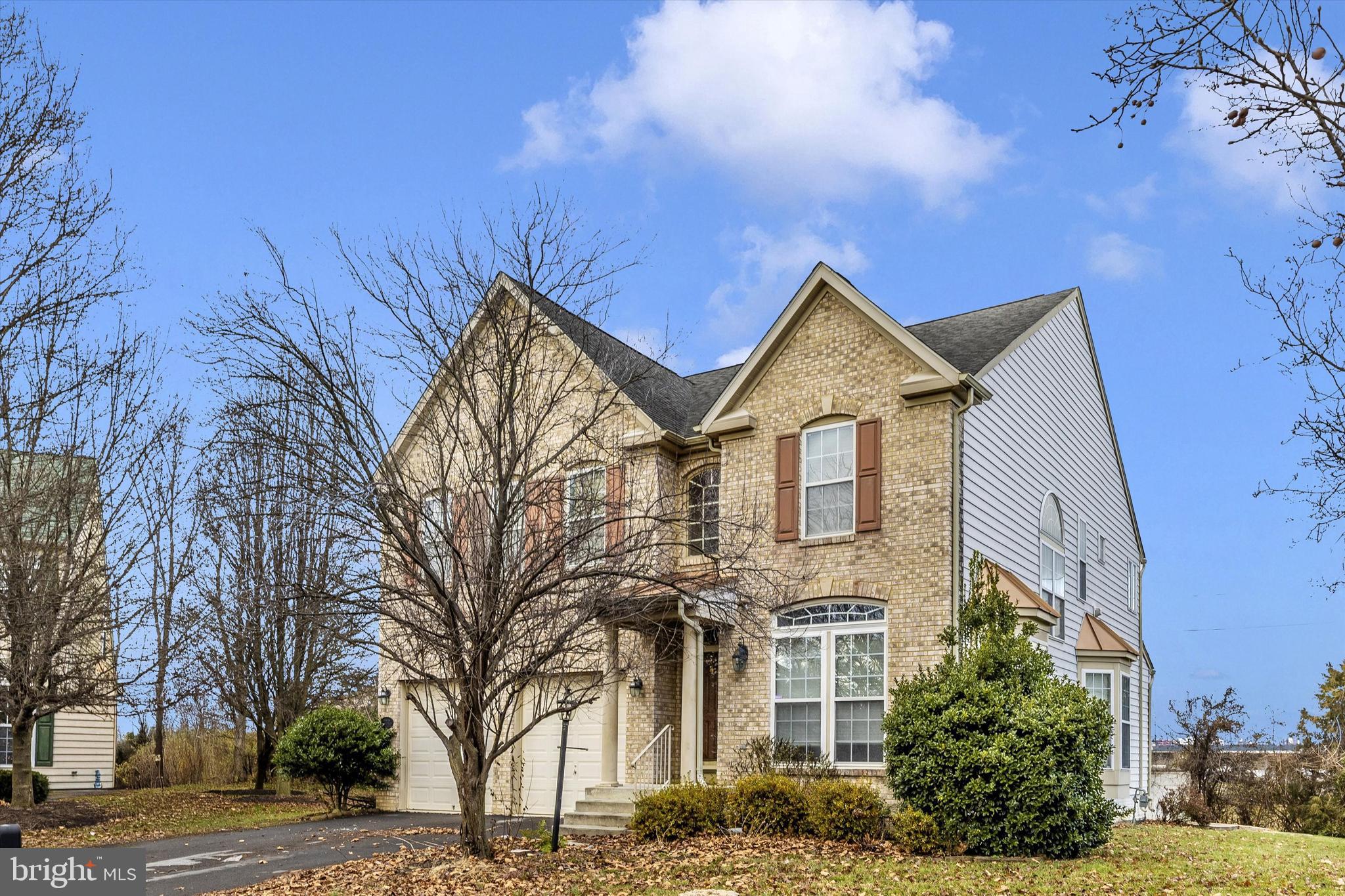 WASHINGTON TRAIL - Residential