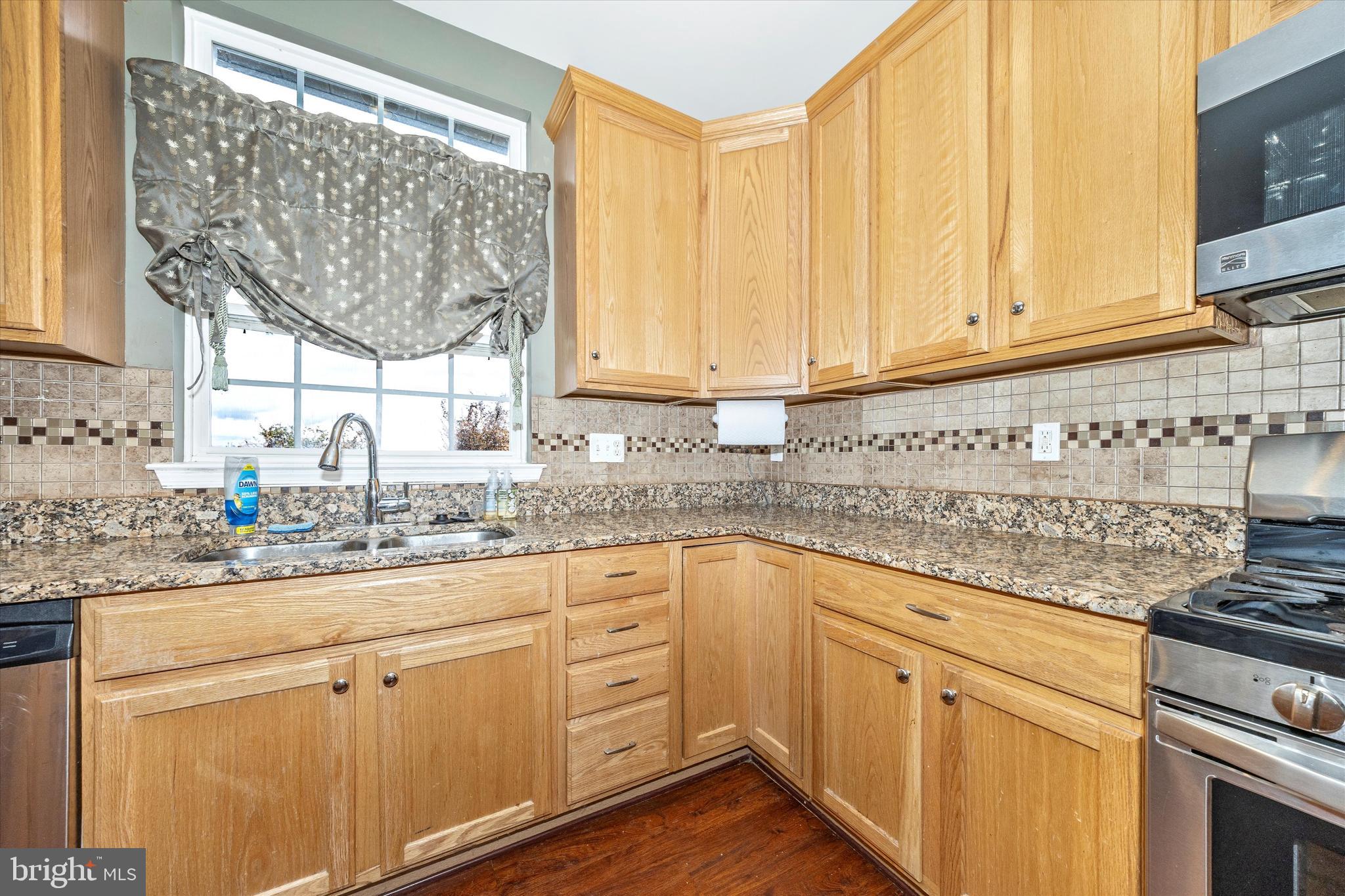 WASHINGTON TRAIL - Residential